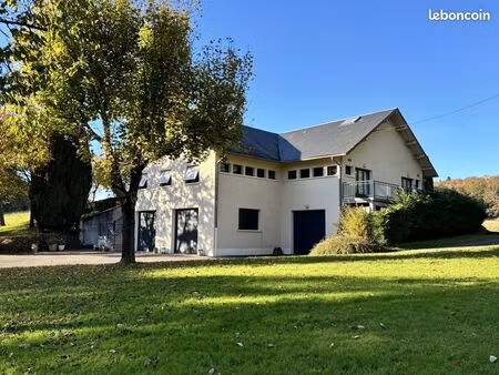 inconnu 2 pièces 585 m²