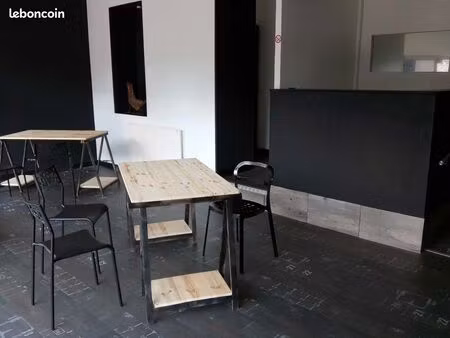 local de 65 m2 a louer  bureau  stockage  showroom  artisan  parkjing pv