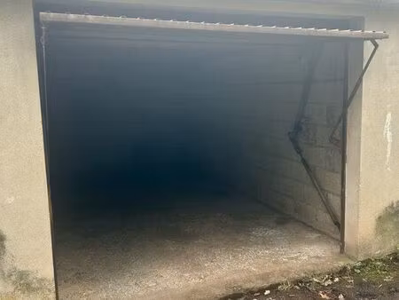 parking/box aurillac