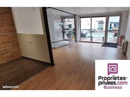 local commercial 63 m²