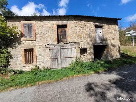 maison à réhabiliter  grange et terrain