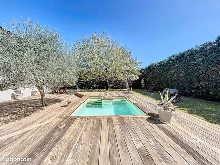 maison 14 pièces 223 m²