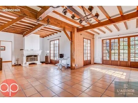 maison 5 pièces 153 m²