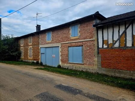 opportunité rare : demeure de caractère avec potentiel de 240m² sur parc arboré