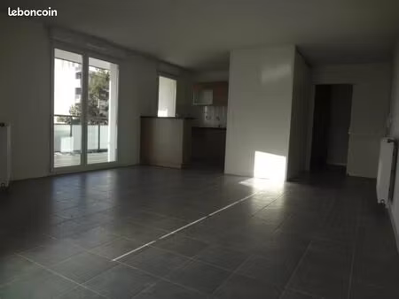 appartement 3 pièces 67 m²