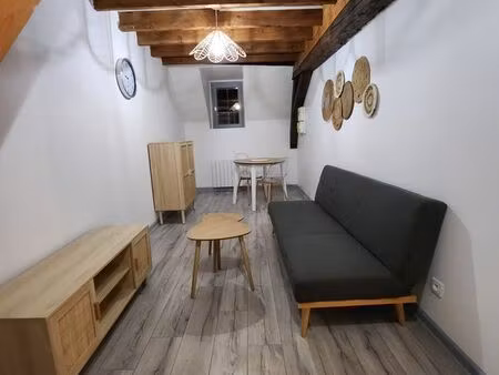 loue studio duplex meublé 25m² (centre ville d'evron)