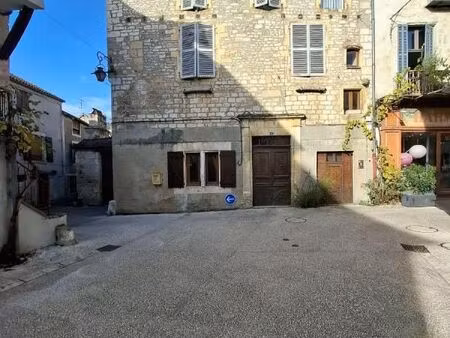 immeuble 10 pièces 287 m²