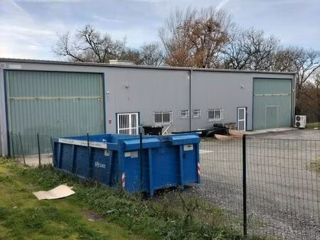 lot de 2 locaux commerciaux