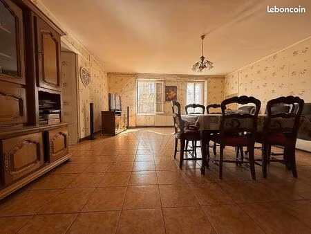 longère 7 pièces 135 m²