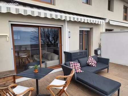 appartement t2 bis duplex avec grande terrasse
