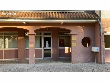 partagez plus qu'un bureau : rejoignez 5 praticiens dans une équipe disciplinaire soudée