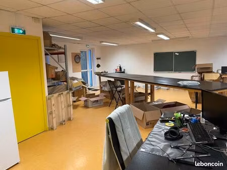 local bureaux 71 m² sur rn7