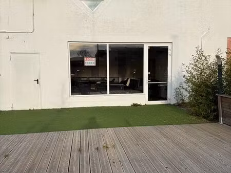 local commercial a louer