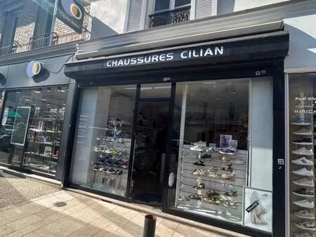 local commercial 25 m²