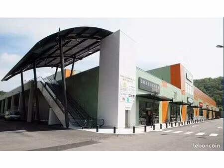 local commercial voiron