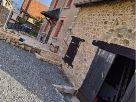 maison de campagne avec pré pour animaux