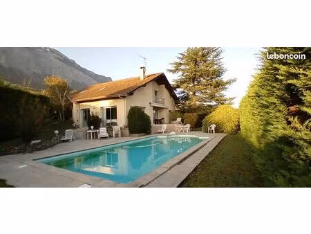 meylan le haut - villa avec piscine et vue panoramique sur belledonne