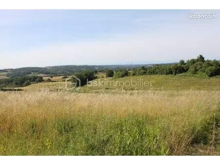 terrain 488 m² lasseran