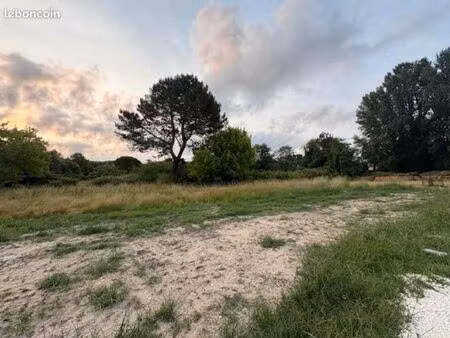 terrain 1 800 m² gradignan