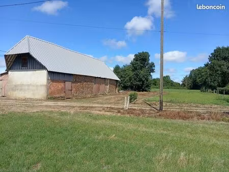 a vendre bâtiment à restaurer