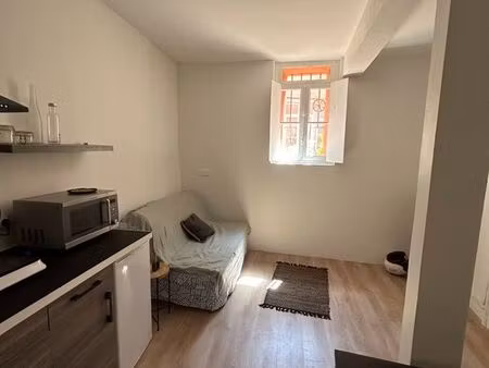 studio meublé 34 rue des couteliers