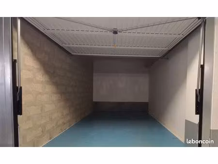 a louer box de 15 m² en sous-sol