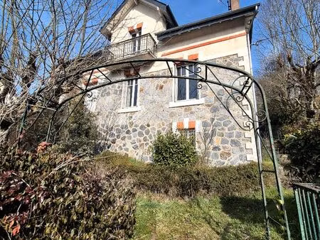 maison 6 pièces 160 m²