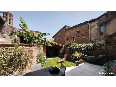 a louer maison de village avec jardin t3 90m² - cœur de buzet-sur-tarn