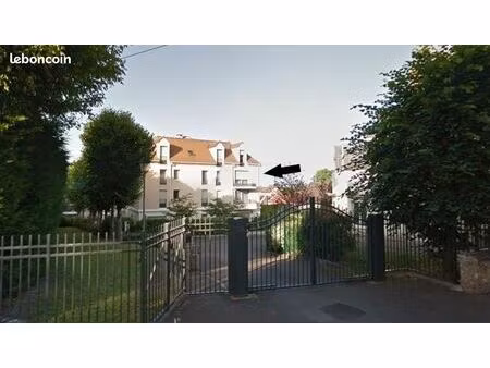 studio et parking résidence de standing