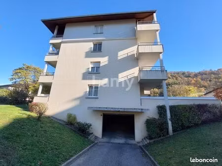 garage/box 1 m² villard bonnot