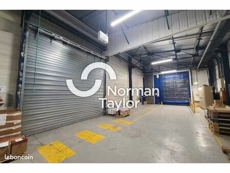 local d'activité 860 m²