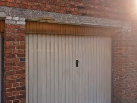 garage à louer