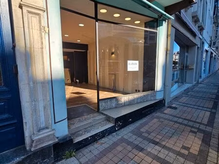 local 23 m hyper centre