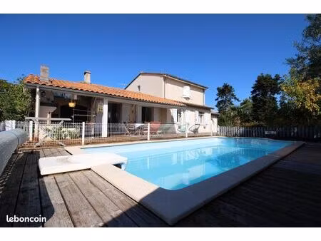 maison 5 pièces 126 m²