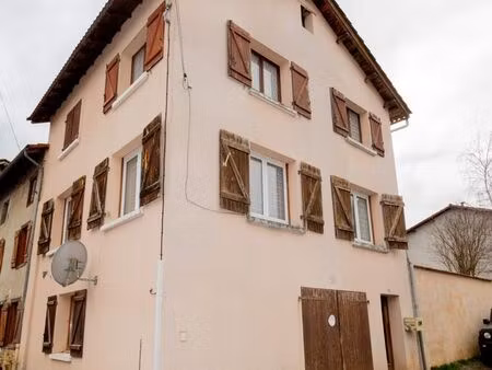 maison de village 6 pièces 80 m²