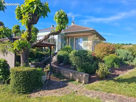 maison 6 pièces 142 m²