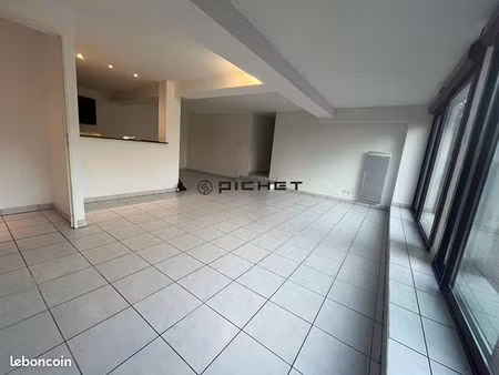 appartement 4 pièces 103 m²