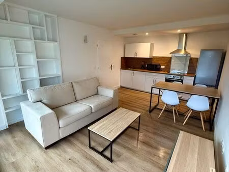 t2 avec balcon & parking – centre de dax à pied