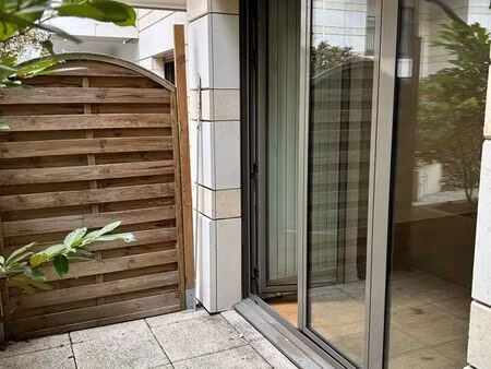 studio 24 m2 - terrasse - parking