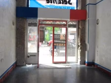 local commercial 42 m²