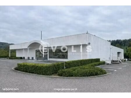 local commercial 1 444 m²