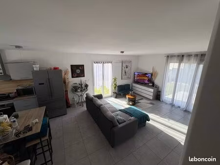 villa t4 proche du centre de fronton