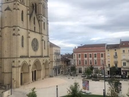 loue t2 meuble bourgoin centre proche sncf