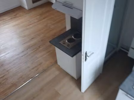 t2 - 50 m² avec mezzanine - hypercentre de cambrai