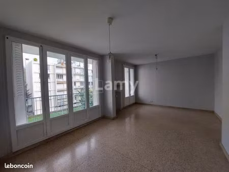 appartement 2 pièces 51 m²