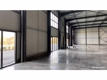 bâtiment industriel