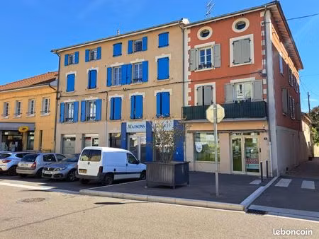 local commercial 105 m²