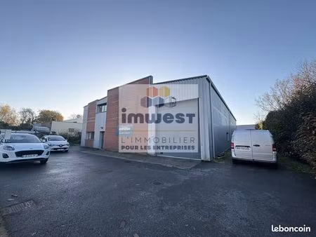 local d'activité 572 m²