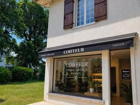local commercial 80 m²