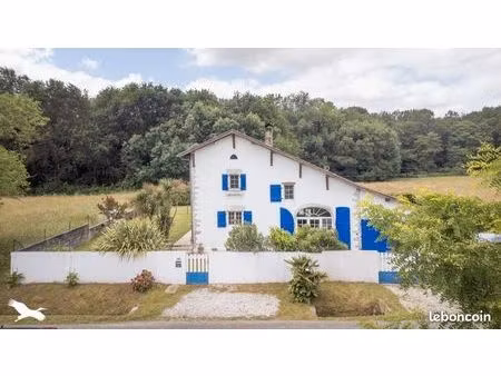 ferme 7 pièces 166 m²